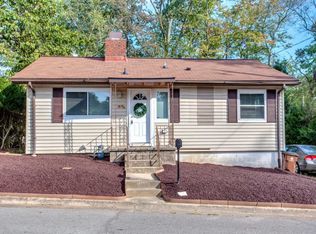 105 Kenwyn Rd, Oak Ridge, TN 37830