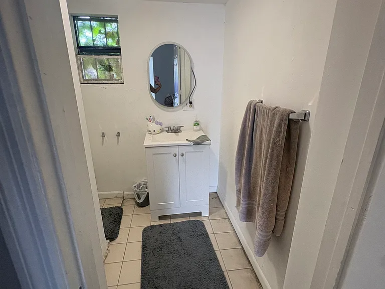 3132 NW 28th St #1 — Photo 8