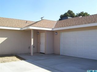 319 W Laurel Ave, Visalia, CA 93277