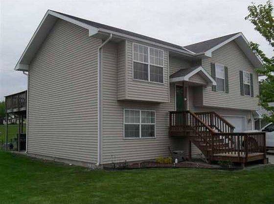 2nd image of 321 Forest Dr