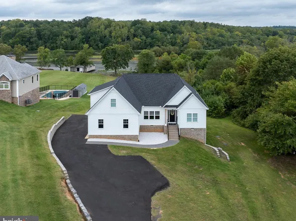 23478 Lands End Dr, Orange, VA 22960