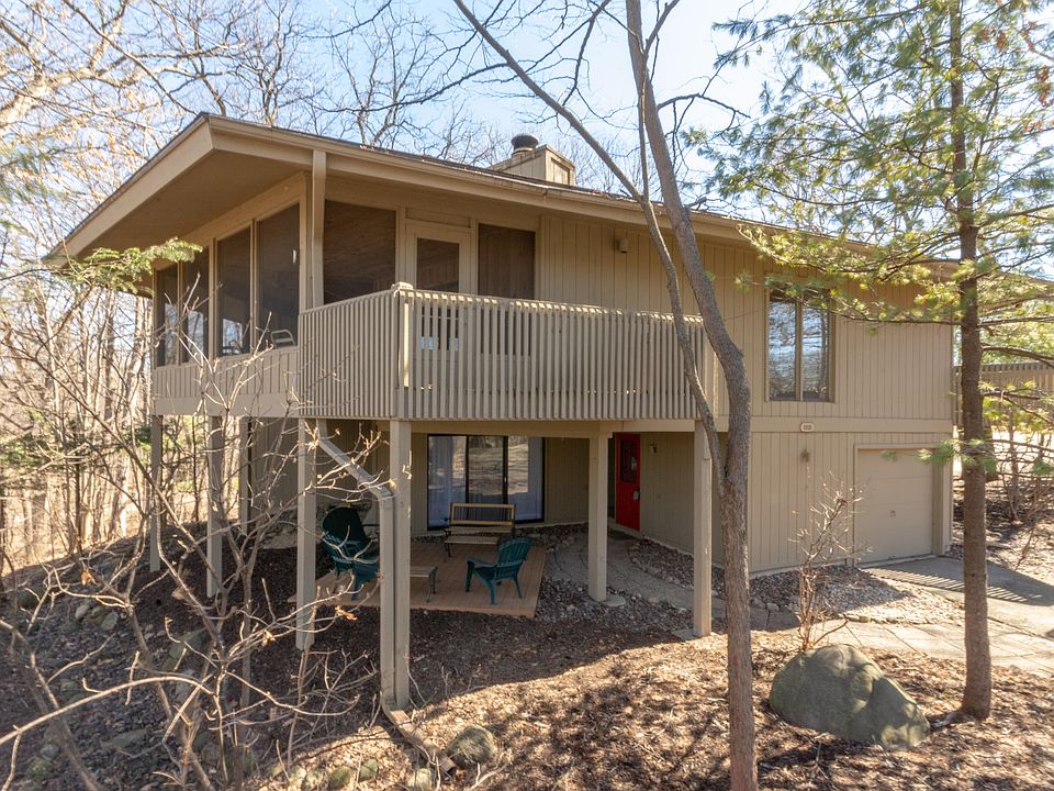 1st image of 401 Abbey Springs Dr #B