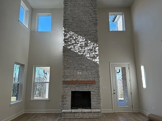 3676 Pierside Dr — Photo 3