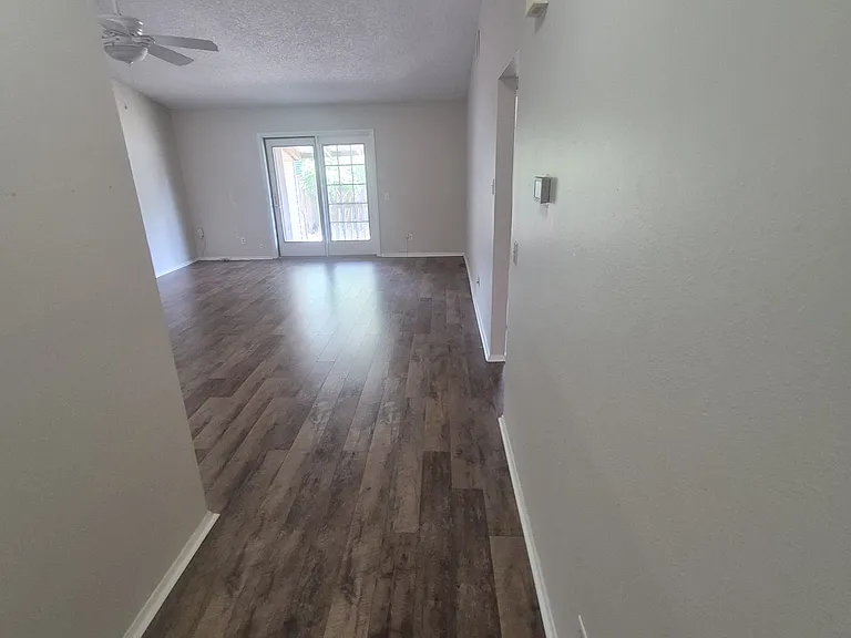 1606 Dixie Hwy #B — Photo 2