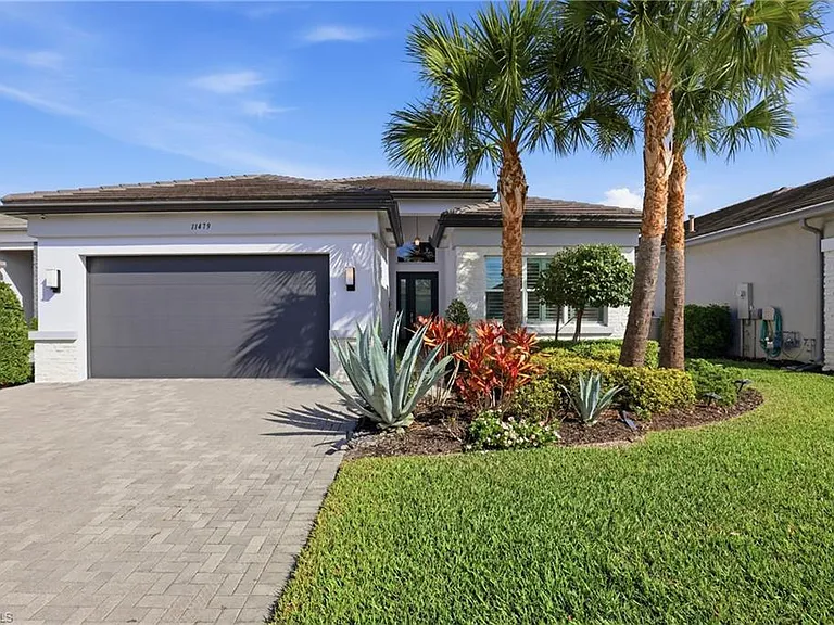 11479 Coronado Way — Photo 1