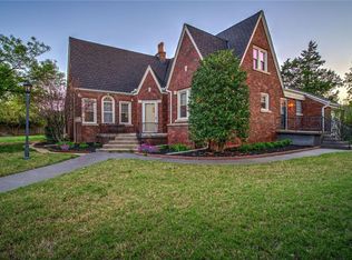 102 S 9th St, Yukon, OK 73099