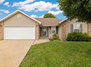315 N Cheyenne, Clever, MO 65631