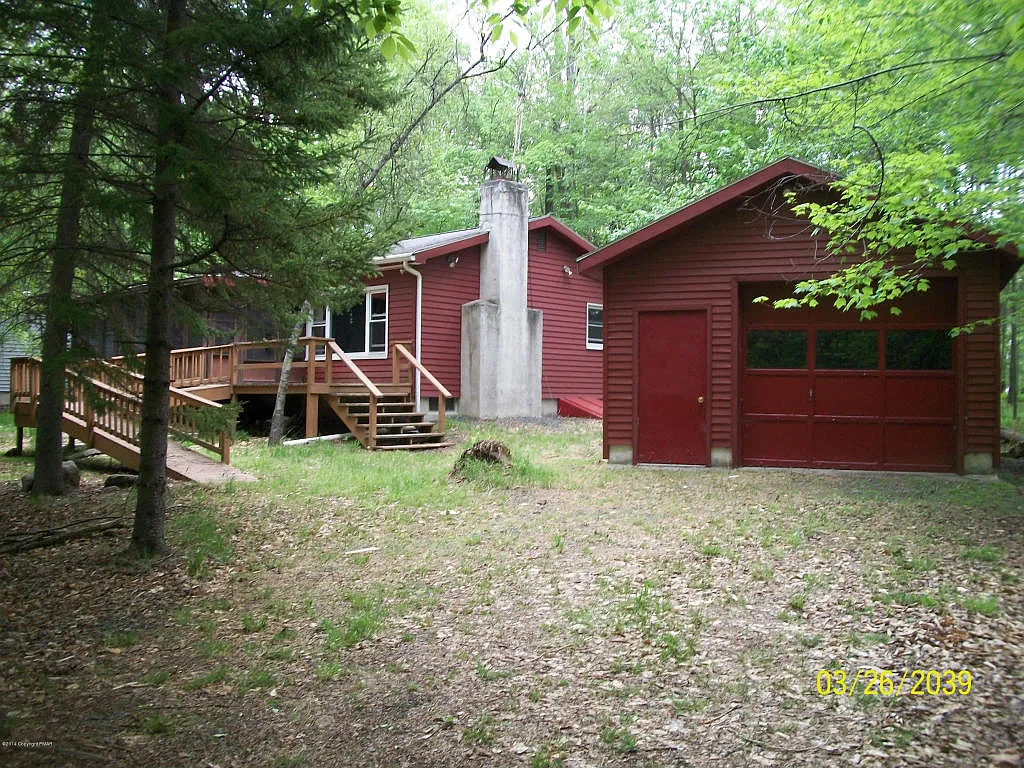 141 Moccasin Trl photo 1