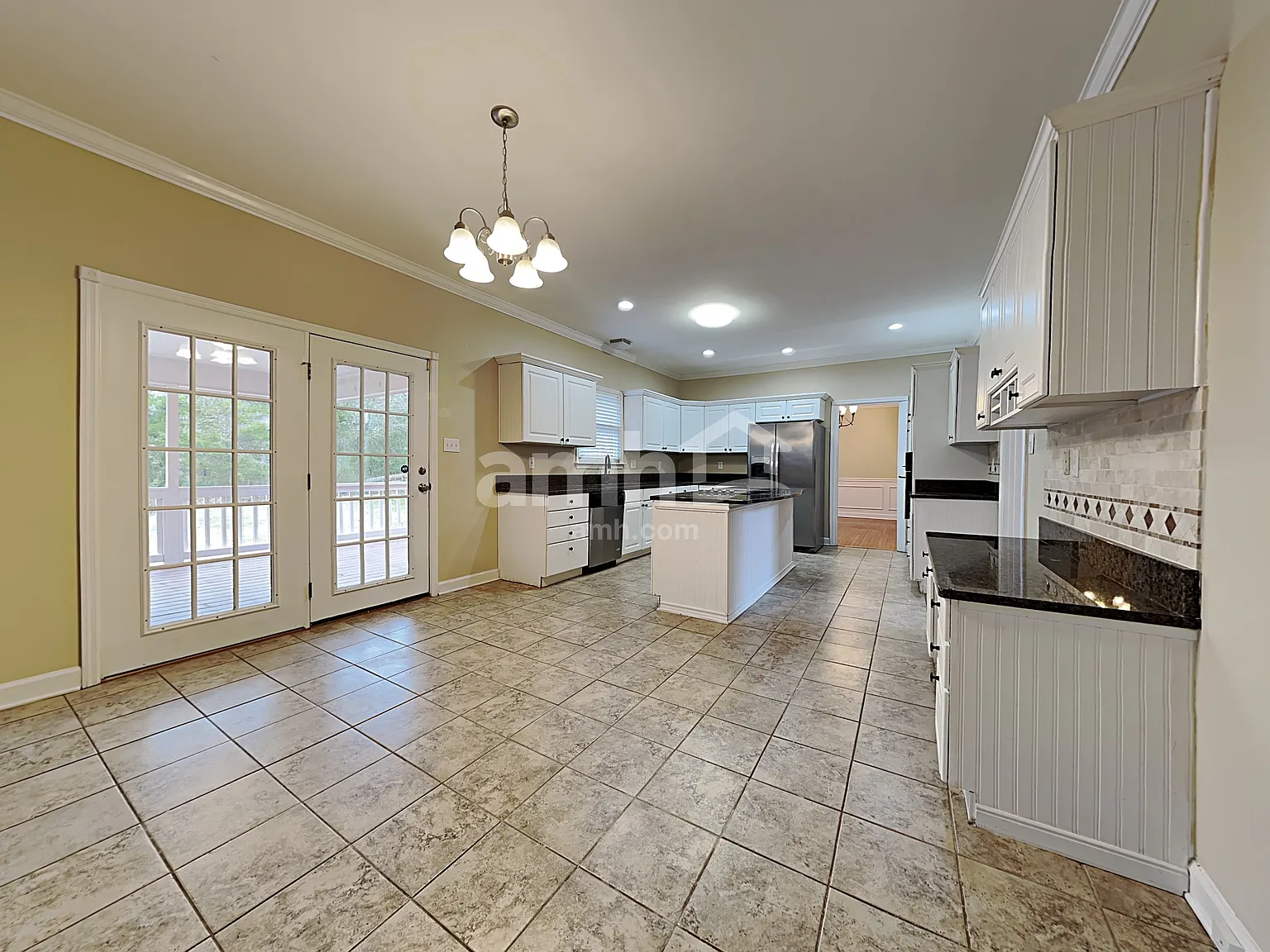 4 bed, 3.0 bath, 3039 sqft, $3,460 — Photo 3
