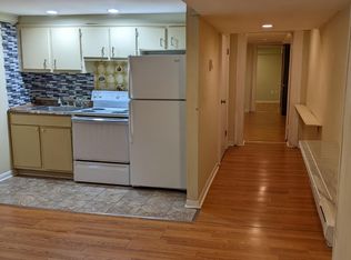 410 N New St #B, Staunton, VA 24401