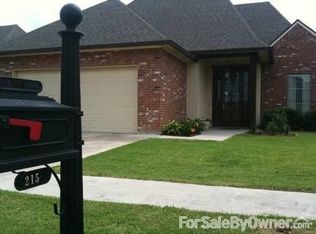 215 Brookhaven Dr, Youngsville, LA 70592