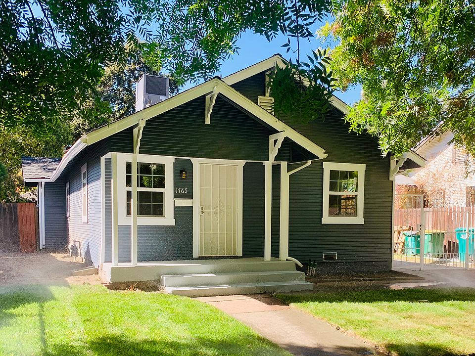 Front of Newly remodeled hom