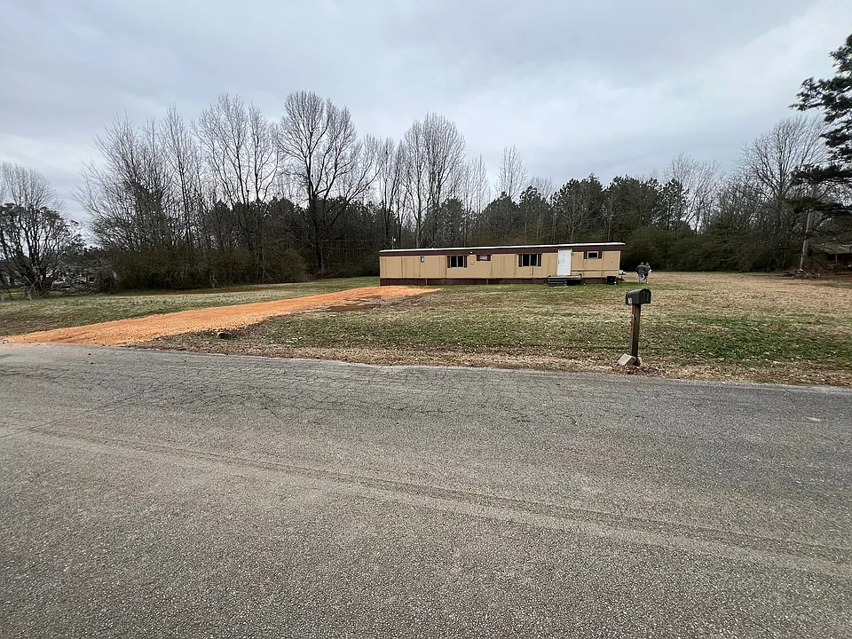 300 County Road 216