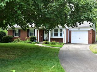 9445 Wynnecrest Dr, Cincinnati, OH 45242