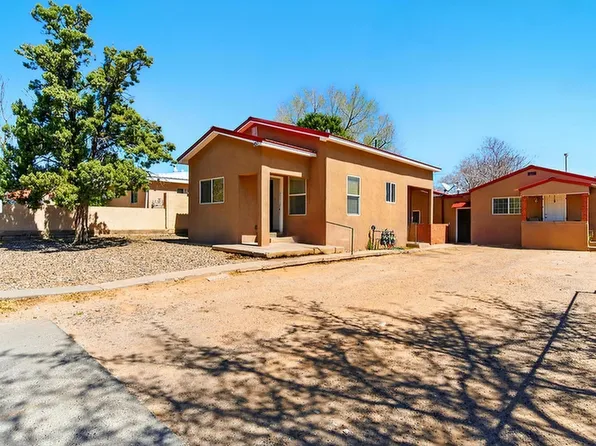 450 61st St NW, Albuquerque, NM 87105