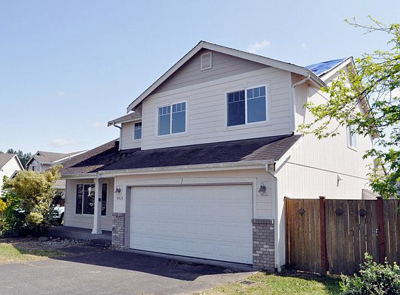5th image of 8426 203rd Street Ct E