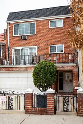 Rented by Mdrn Residential | media 10