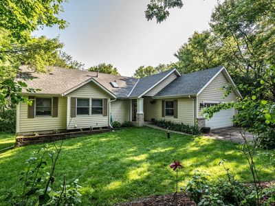 2211 Douglynn Ln, Saint Paul, MN, 55119