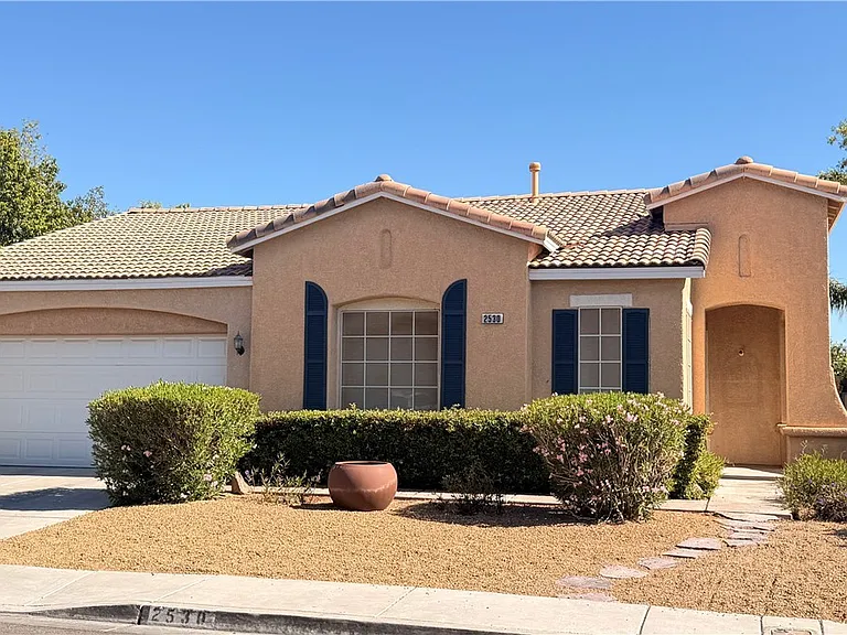 2530 Grange Ave — Photo 2