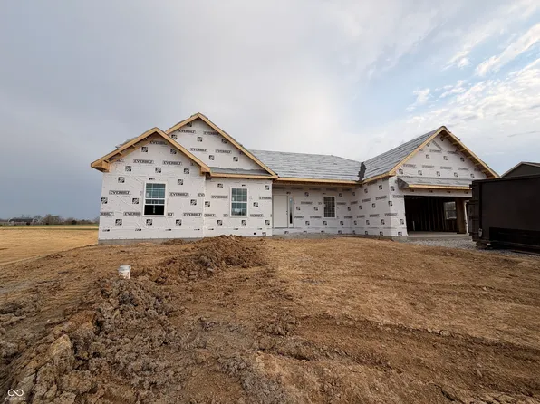 10 Pine Hills Ct, Crawfordsville, IN 47933