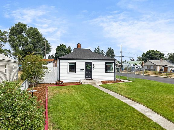 3rd image of 727 E Crown Ave