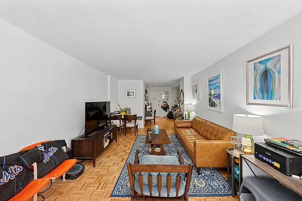 Rented by Oxford Property Group | media 3