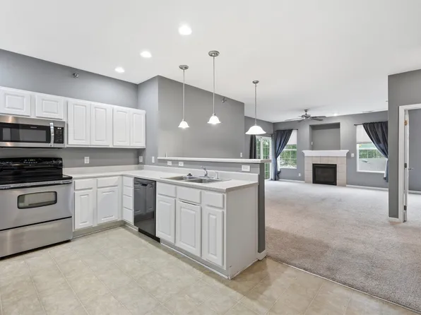 1331 SE University Ave Unit 201, Waukee, IA 50263