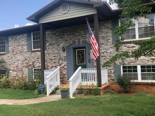 2960 Milford Ave, Maryville, TN 37804