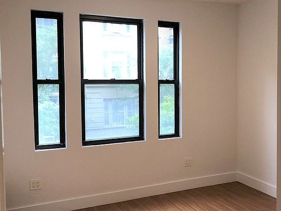5th image of 715 W 180th St APT 23