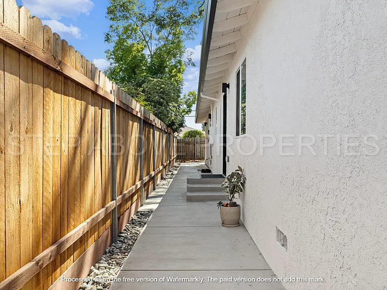 3414 Concetta Way — Photo 4