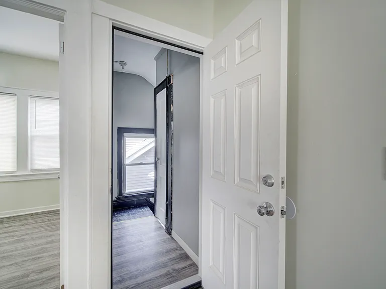 57-59 Poe Ave #3 — Photo 9