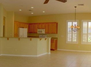 28 Fountainhead Cir, Henderson, NV 89052