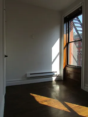 Rented by Westminster Management | media 27