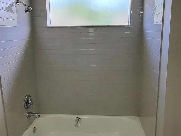 2638 Maylin Dr — Photo 16