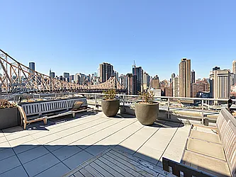 Rented by Cooper & Cooper Real Estate