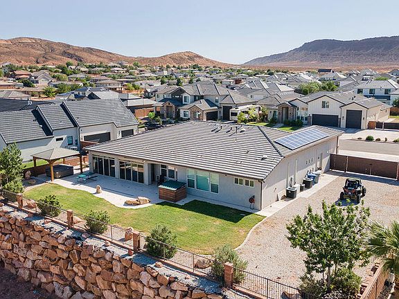 5th image of 3478 S Pecos Dr
