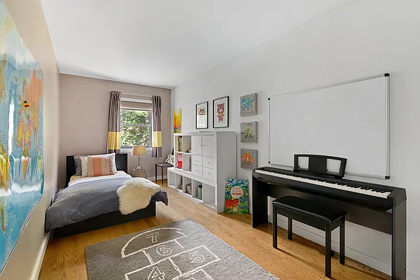 Sold by Compass | media 12