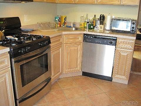 3rd image of 7616 Kneeland Ave