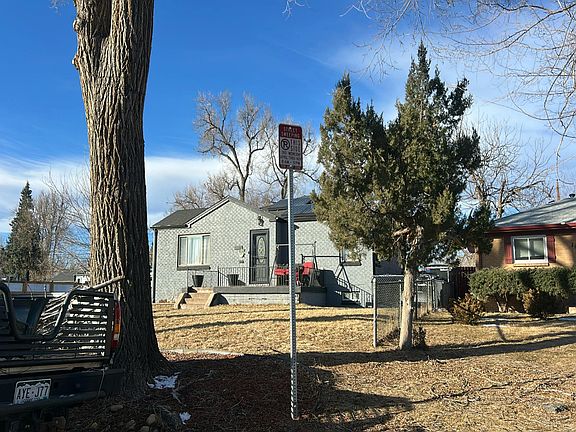 3rd image of 1601 Rosemary St