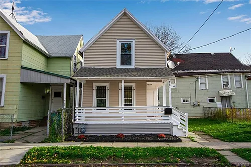147 Gorton St Photo 1