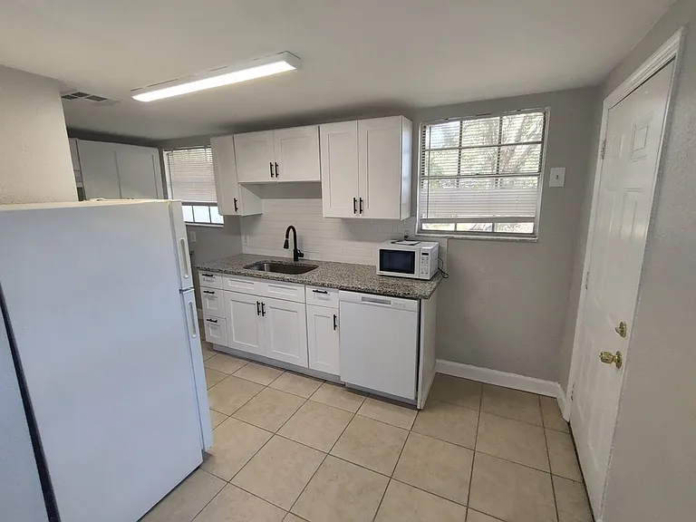 3010 E Idlewild Ave — Photo 20