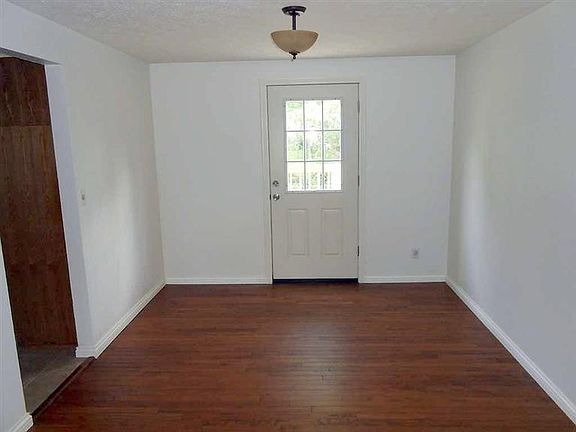 5th image of 3619 Charlotte Mill Dr