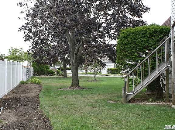 5th image of 84 Fairwater Ave
