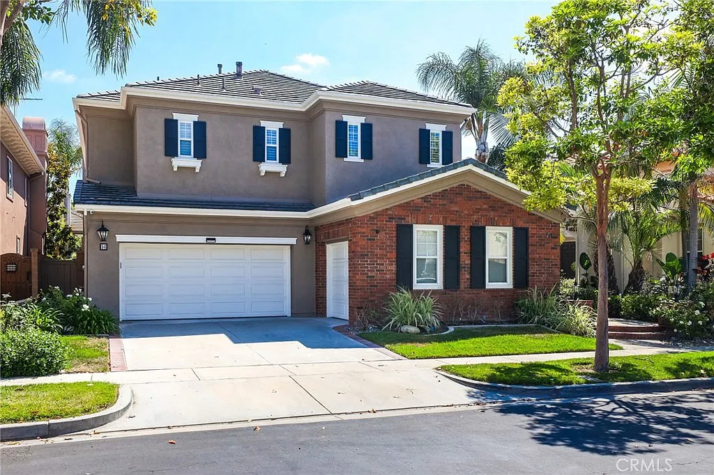 4 bed, 3622 sqft, $7,000 — Photo 1