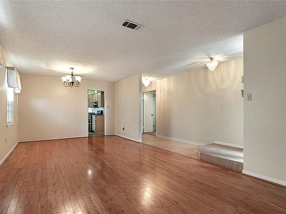 3rd image of 3717 Inwood Dr