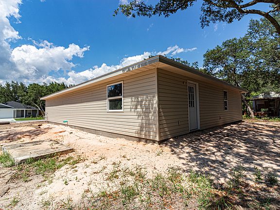 3rd image of 6767 Valerie Ln