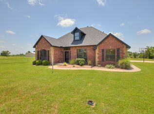 200 Karla Ct, Yukon, OK 73099