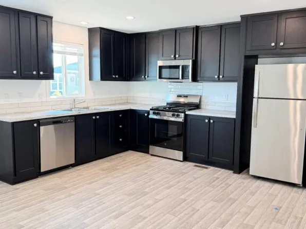 3751 S Nellis Blvd Space 306, Las Vegas, NV 89121