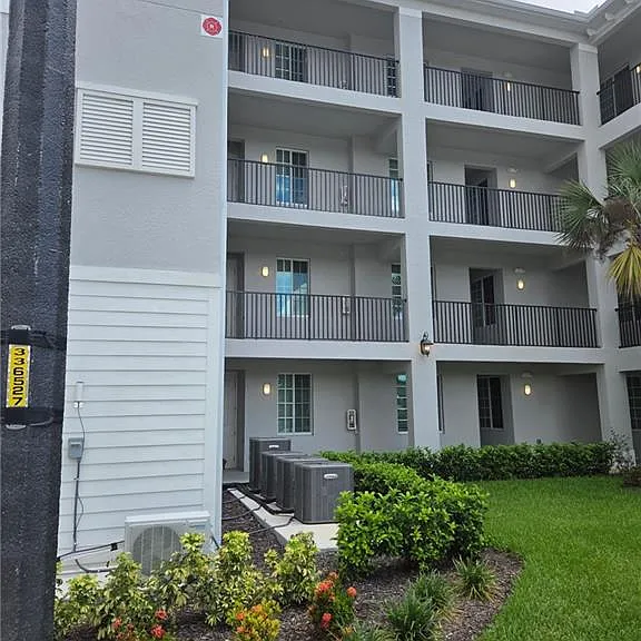 18421 Copperhead Ct N #217 — Photo 1