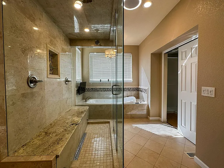 7856 Stonedale Dr — Photo 38